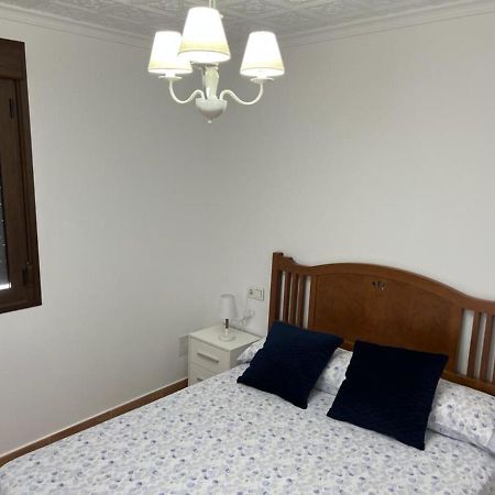 Agradable Casa Familiar En Pliego. Lägenhet Exteriör bild