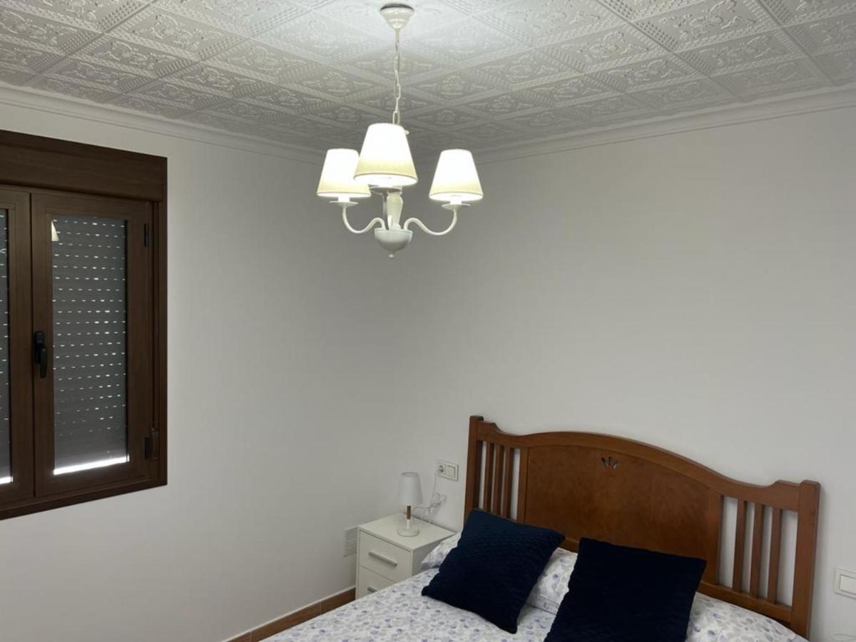 Agradable Casa Familiar En Pliego. Lägenhet Exteriör bild